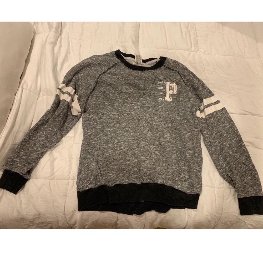 Victoria’s Secret PIINK gray crew neck sweatshirt